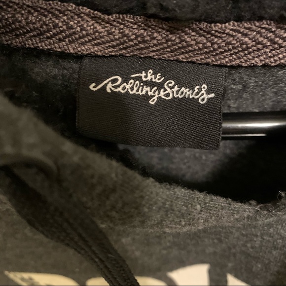 Rolling Stones Charcoal Black hoodie - Size Large - Picture 3 of 6